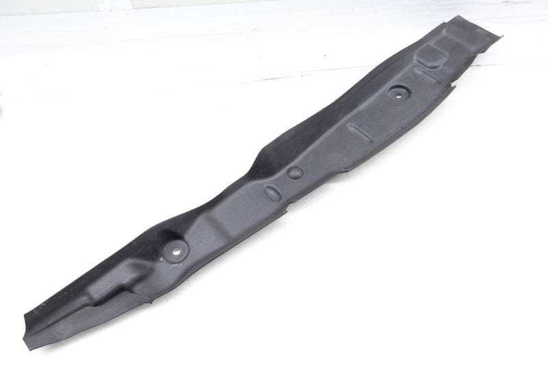 Inner Fender End Plate / Cover 80A821112 — Used (SKU 676891)