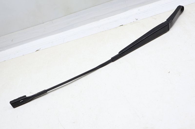 Windshield Wiper Arm 80B955408 — Used (SKU 676859)