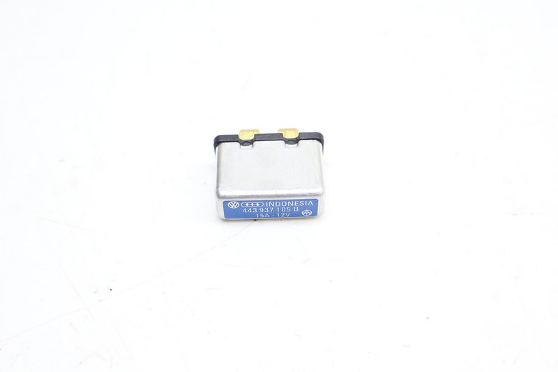 Thermal Fuse / Relay (15 AMP) 443937105B — Used (SKU 676472)