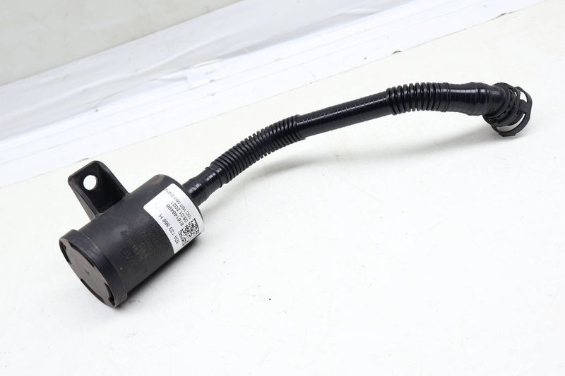 Vacuum / Breather Hose / Line 80A133366H — Used (SKU 676896)