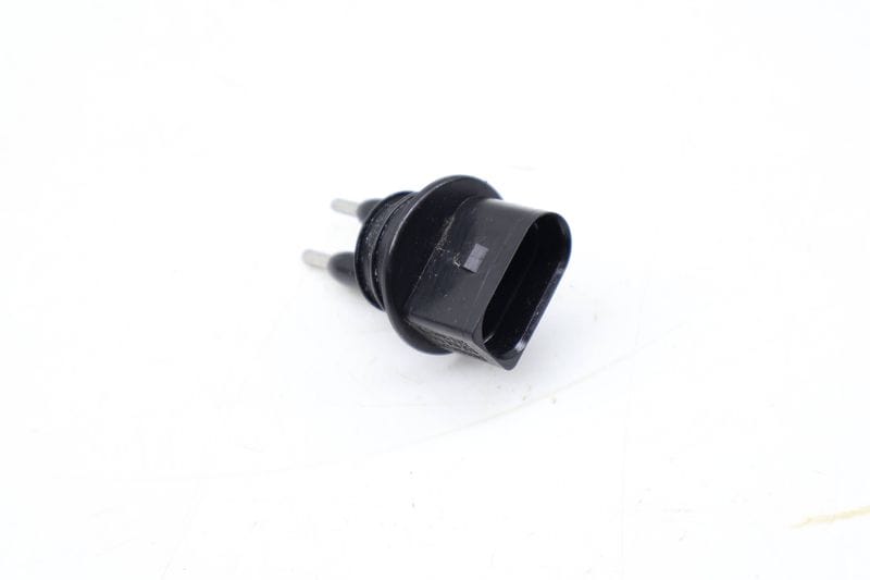 Windshield Washer Fluid Level Sensor 7M0919376 — Used (SKU 676530)