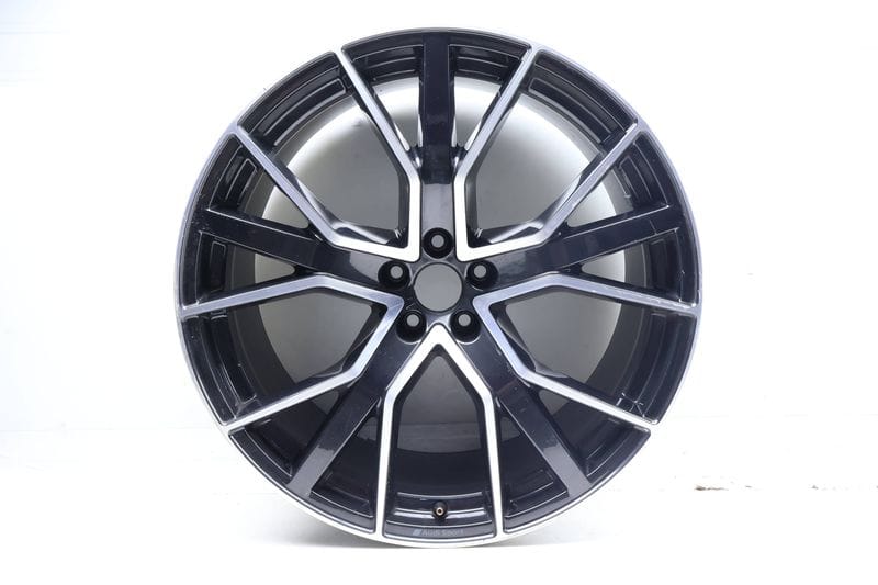 22" Inch Alloy Rim / Wheel 4M8601025Q — Used (SKU 701573)