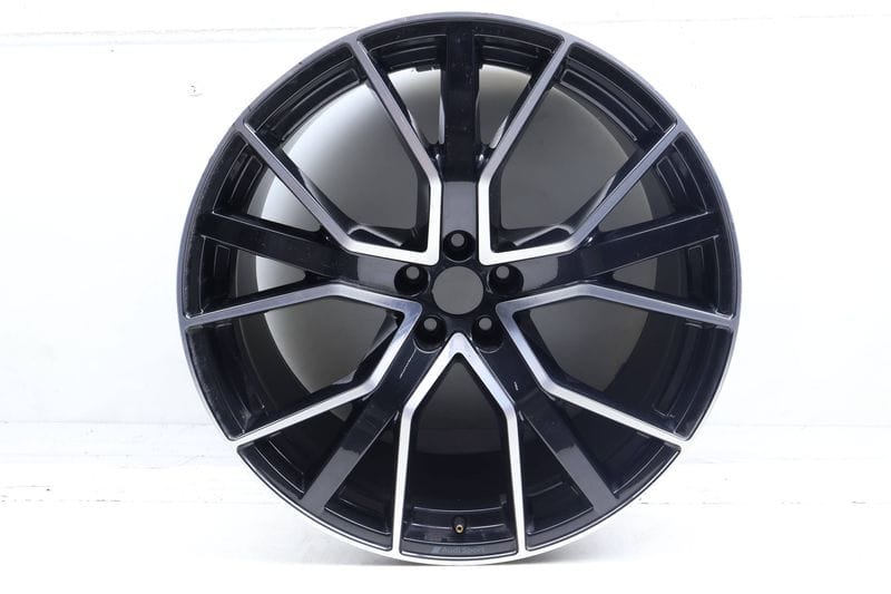 22" Inch Alloy Rim / Wheel 4M8601025Q — Used (SKU 701574)