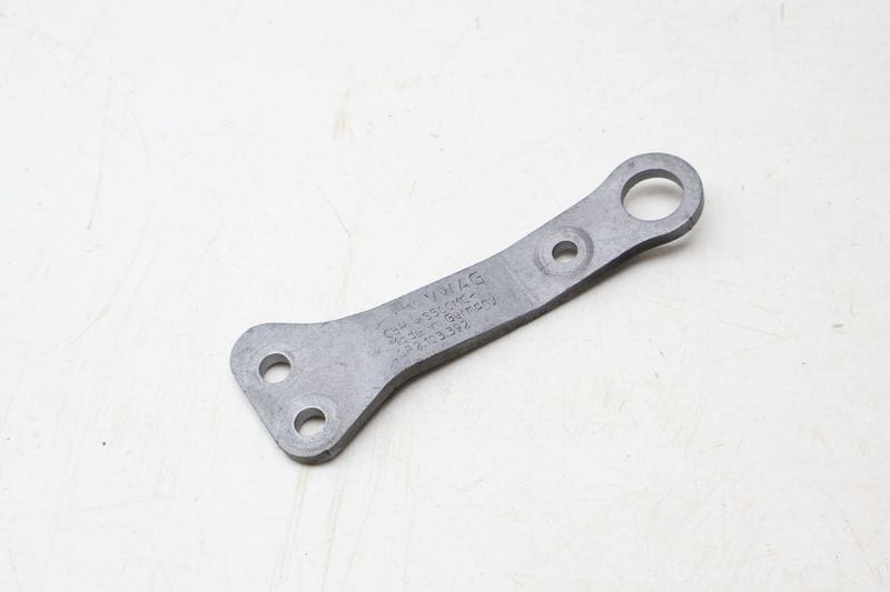 Engine Lifting Mount Bracket 0P2103392 — Used (SKU 701089)