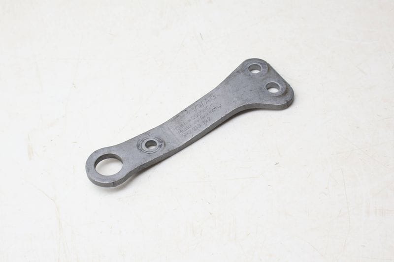 Engine Lifting Mount Bracket 0P2103392 — Used (SKU 701090)