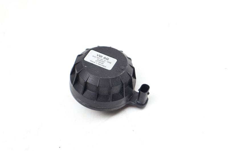 Engine Sound / Impact Sound Actuator Module 4H0907601D — Used (SKU 701151)