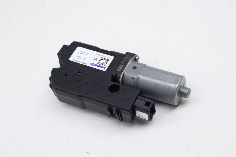 Sunroof / Sun Roof Motor 3G5877795 — Used (SKU 701077)