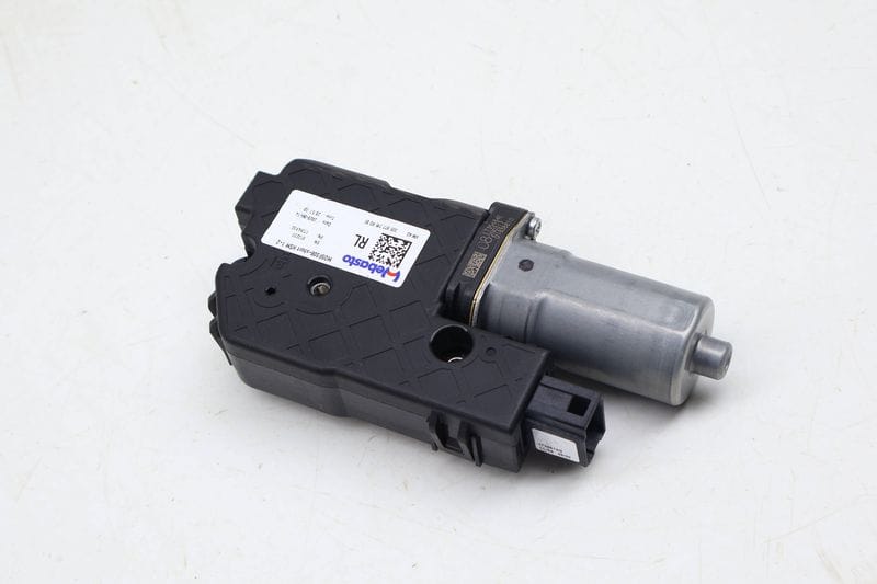 Sunroof / Sun Roof Motor 3G5877795 — Used (SKU 701078)
