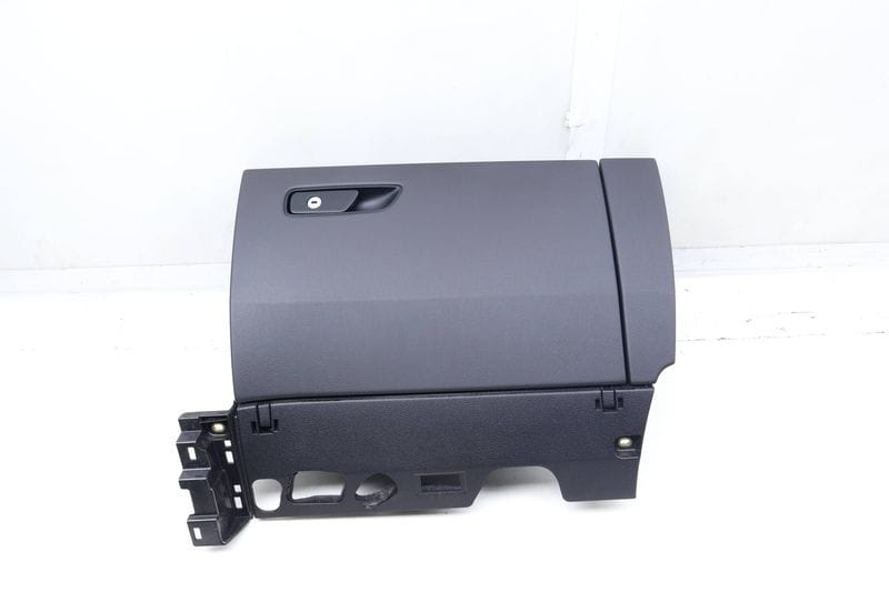 Glove Box / Compartment 4M8857035K — Used (SKU 700699)