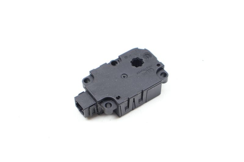 HVAC Flap / Servo Air Motor / Actuator 4M0820511A — Used (SKU 701006)