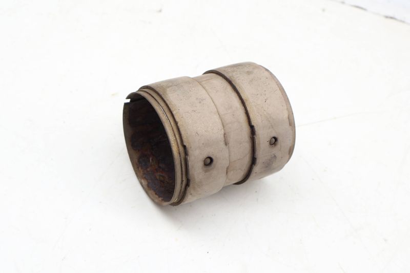 Exhaust Pipe Clamp 8W0253141 — Used (SKU 701284)