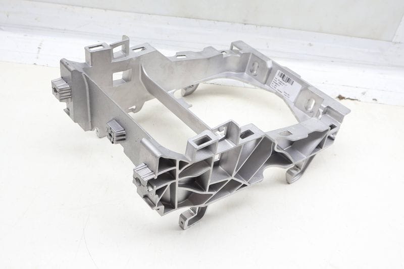 Center Console Support Bracket 4M8864283 — Used (SKU 701368)