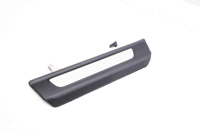 Door Sill / Light Bar 4M0947417 — Used (SKU 700737)