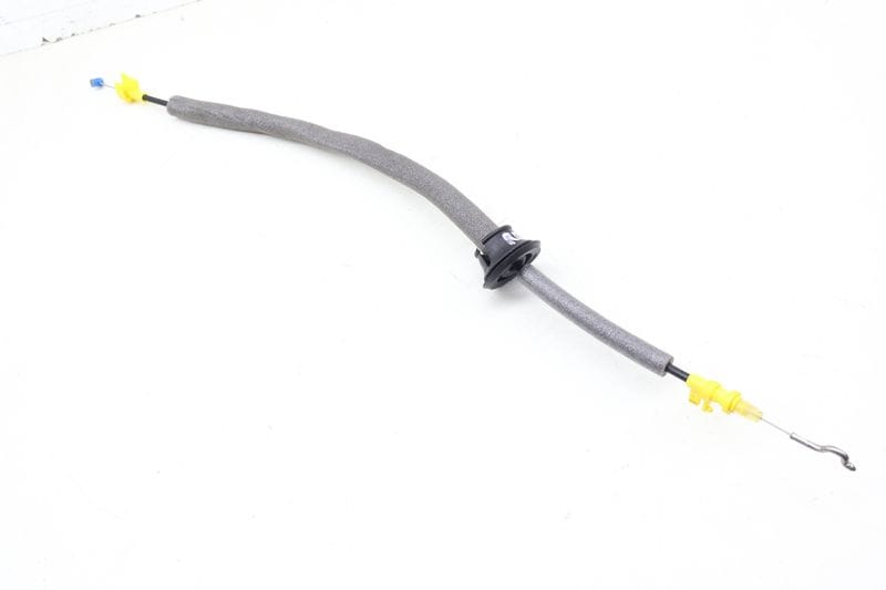 Door Latch / Handle Release Cable 4M8839085 — Used (SKU 700767)