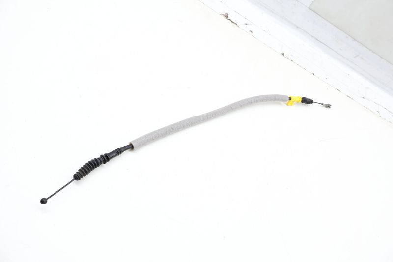Exterior Door Handle Release / Bowden Cable 4M8837099 — Used (SKU 700763)