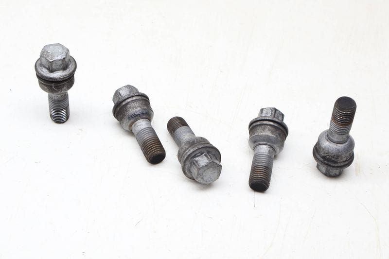 Wheel Bolt / Lug Nut Set (5) 8R0601295 — Used (SKU 701138)