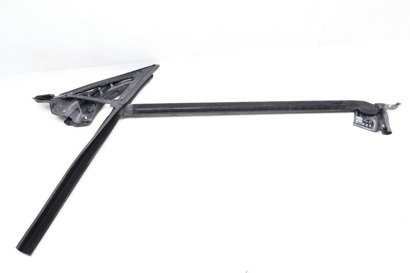 Door Window Frame Seal / Weather Stripping 7483103 — Used (SKU 624994)