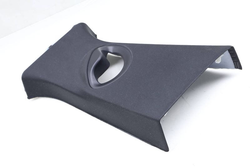 Upper B Pillar Trim / Panel 7475549 — Used (SKU 624671)