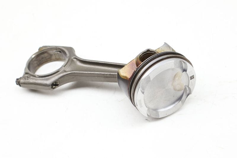 Piston w/ Connecting Rod 11258678934 — Used (SKU 625027)