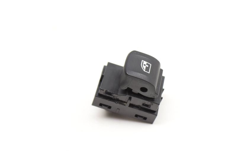 Door Window Switch 61319327031 — Used (SKU 576949)