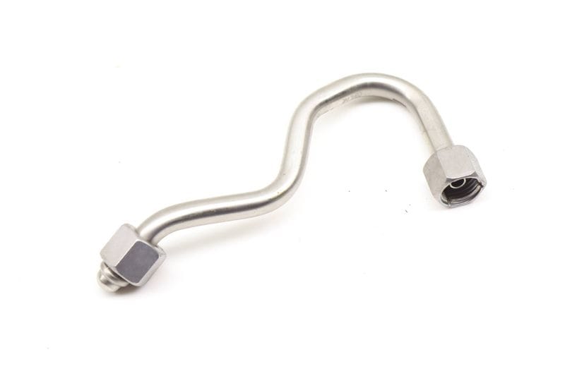 High Pressure Fuel Line / Pipe 13538665626 — Used (SKU 577078)