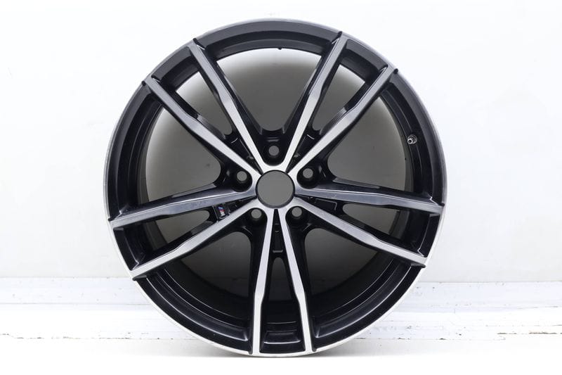 19" Inch Alloy Rim / Wheel (M) 36118089892 — Used (SKU 728155)