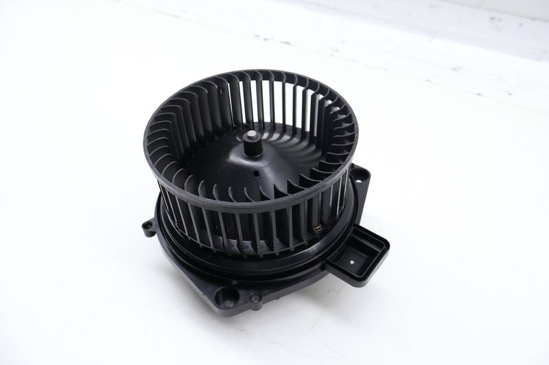 Blower Motor / Fan 64119382861 — Used (SKU 727992)