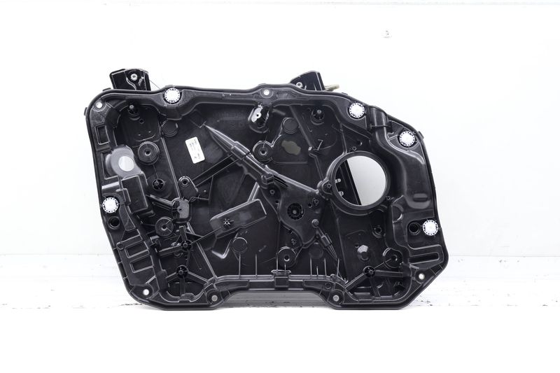 Door Panel / Window Regulator Assembly 51337497103 — Used (SKU 727754)