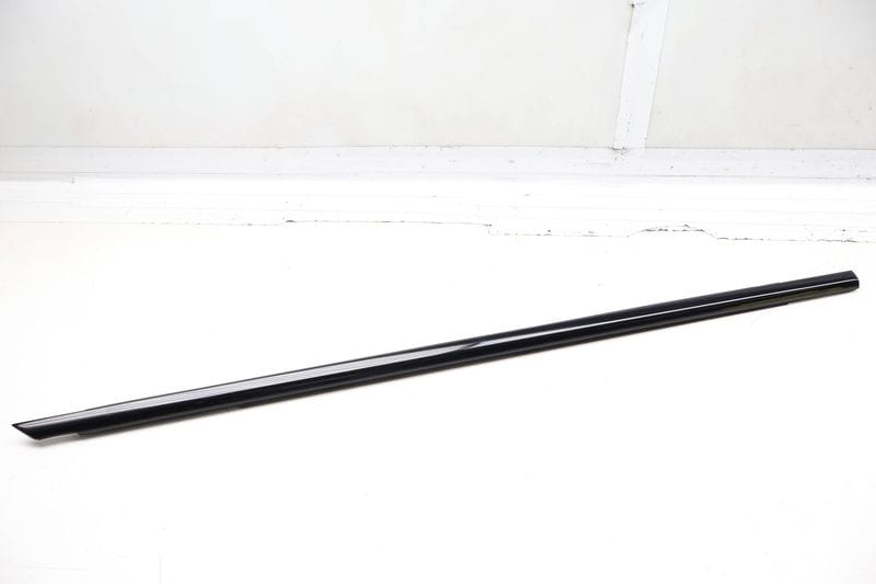 Exterior Door Window Slot Seal / Trim 51337465150 — Used (SKU 727842)