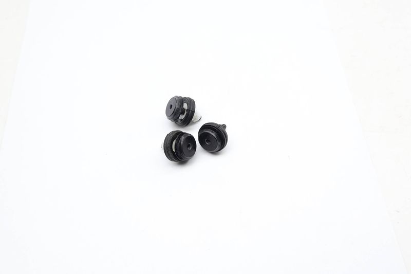 Interior Door Panel Clip Set (3) 5A4BA83 — Used (SKU 728195)