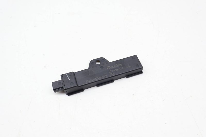 Kessy / Keyless Entry Antenna 65206832065 — Used (SKU 727638)