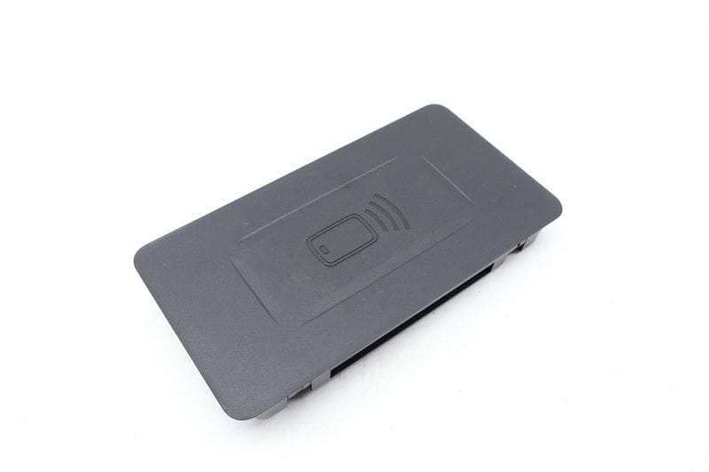 Nfc / Near Field Communication Storage Tray 61355A0D8A8 — Used (SKU 727546)