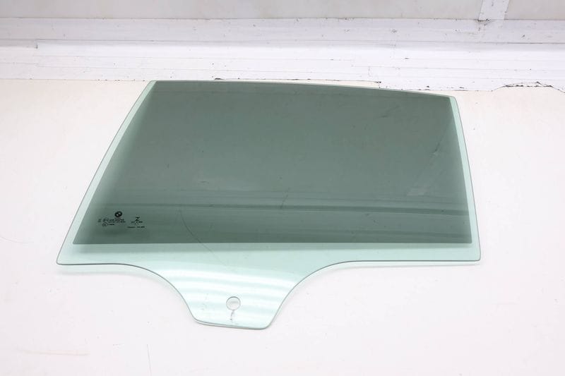 Door Window Glass 51357432233 — Used (SKU 727751)