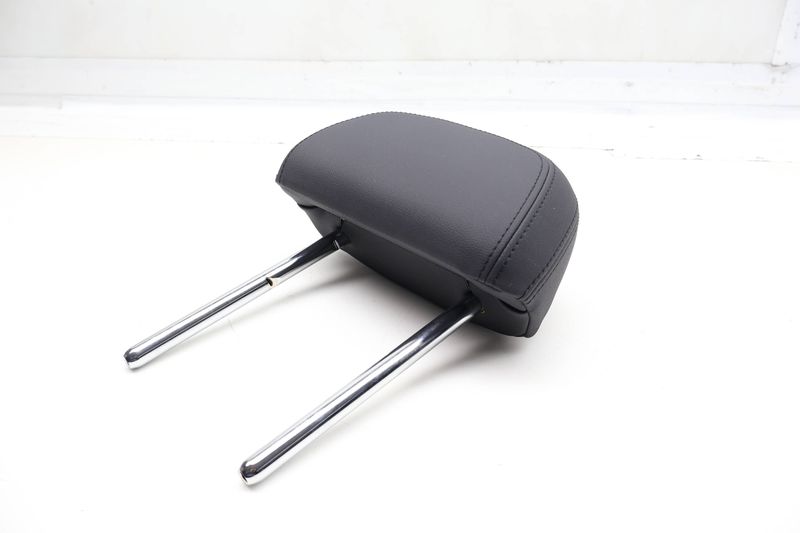 Seat Headrest / Head Rest (OUTER) 52207948062 — Used (SKU 727739)