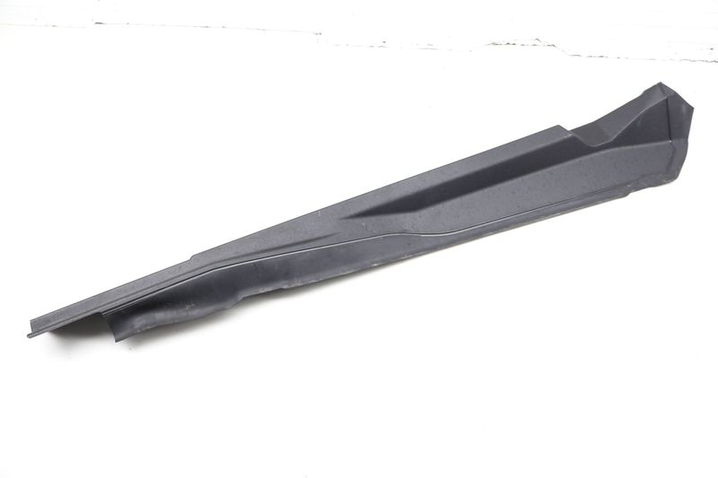 Upper Fender Ledge / Cover 51767419386 — Used (SKU 727951)