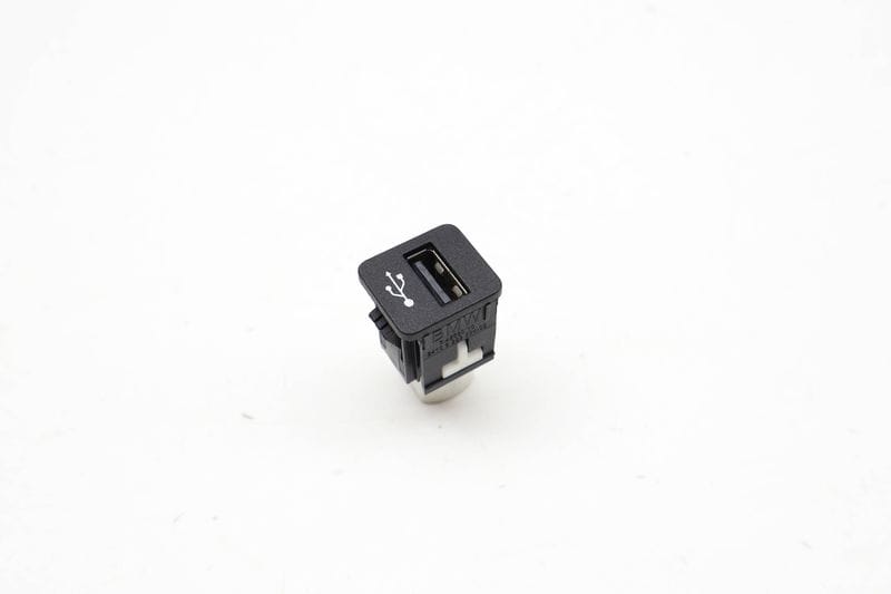 USB Socket / Port 84109229294 — Used (SKU 727575)
