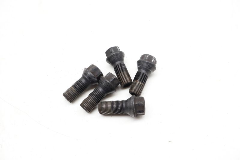 Wheel Bolt / Lug Nut Set (5) 36136890324 — Used (SKU 728185)