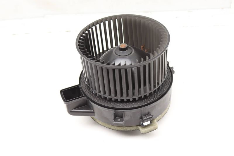 Blower Motor / Fan 64116836881 — Used (SKU 600330)