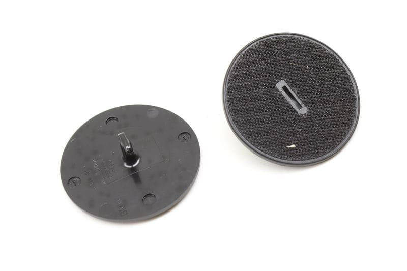 Carpet Floor Mat Fastener / Mount Set (2) 07149166609 — Used (SKU 600179)