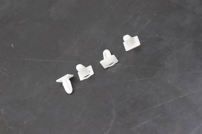 Door Sill Cover Clip / Fastener Set (4) 51471840960 — Used (SKU 600358)