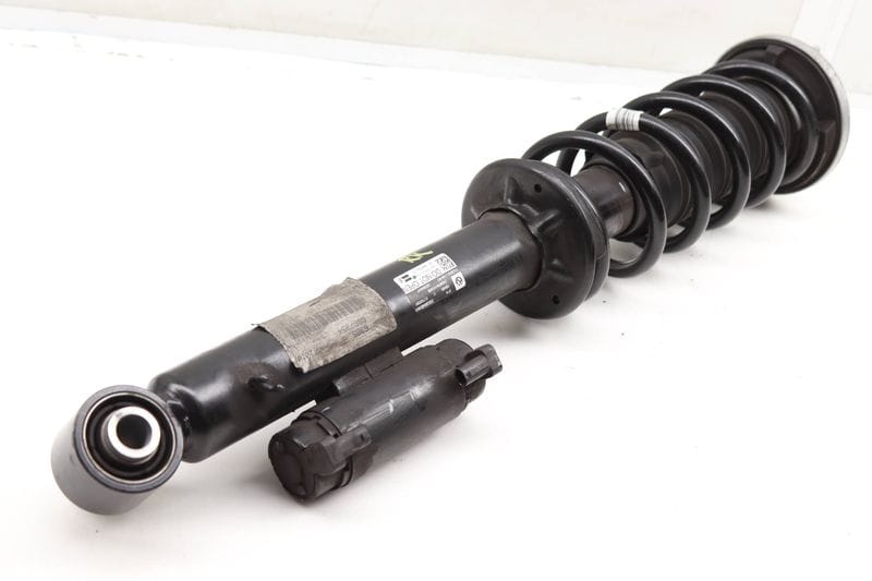 Strut / Spring Assembly 37106867354 — Used (SKU 600514)