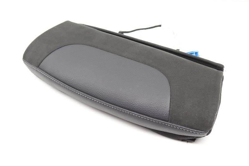 Seat Leg / Thigh Support Cushion 2059102713 — Used (SKU 561293)