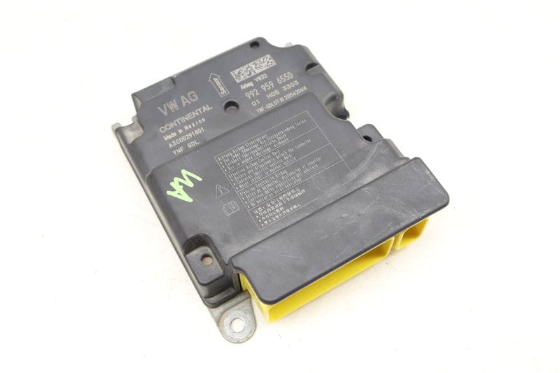 Airbag Control Module / Air Bag Computer 992959655D — Used (SKU 541318)