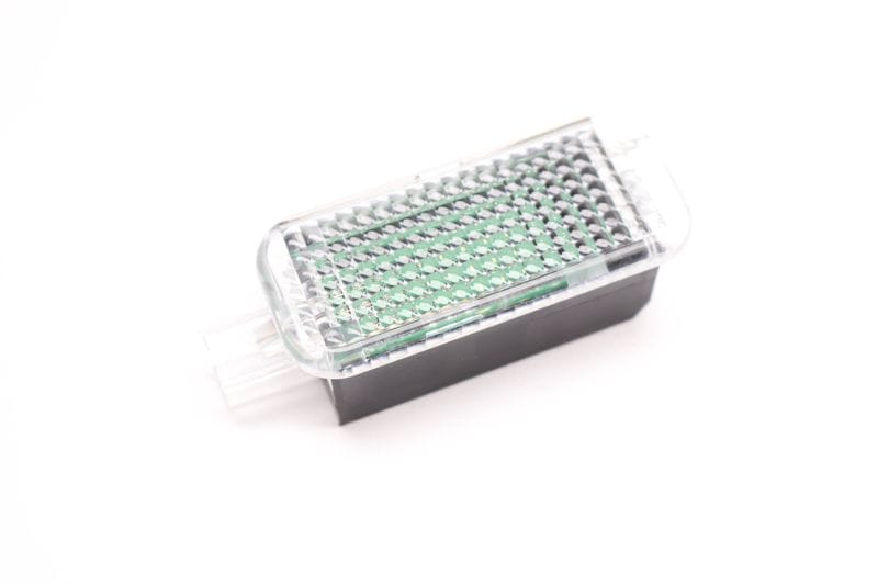Interior LED Light 8J0947409B — Used (SKU 541171)