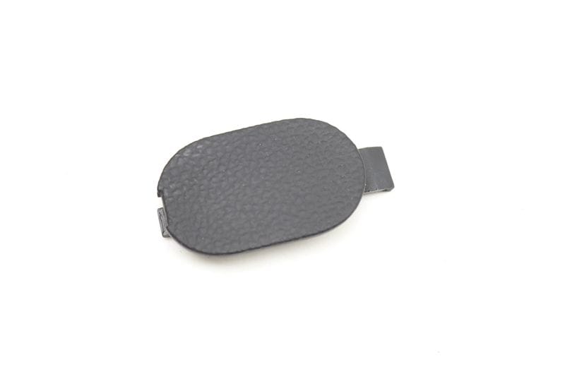Center Console Screw Cap / Cover 3G0863359 — Used (SKU 598563)