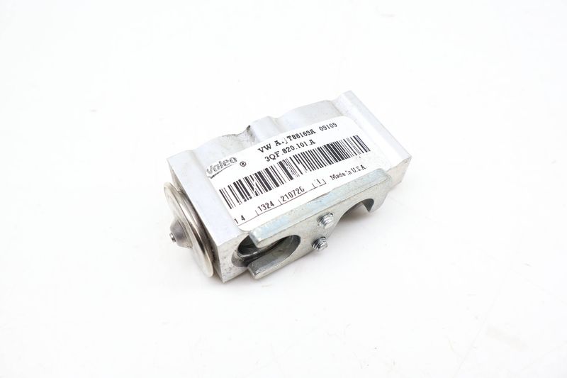 AC Expansion Valve 3QF820712A — Used (SKU 705837)