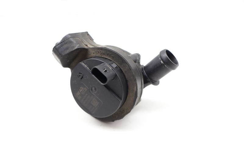 Auxiliary Coolant / Water Pump 5Q0965567B — Used (SKU 723244)