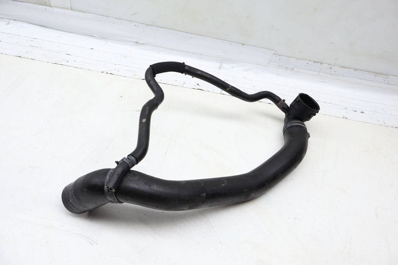 Coolant Hose / Line 3QF122101G — Used (SKU 706243)