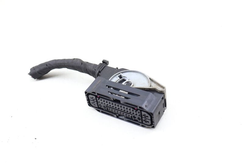 ABS Pump / Module Wiring Connector Plug / Pigtail 5Q0973374 — Used (SKU 675601)