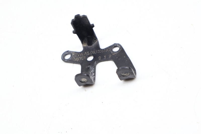 Akf Valve Bracket 06L133519C — Used (SKU 675387)